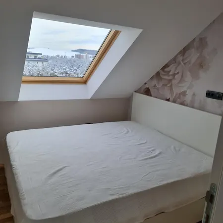Zlatni Dan Apartment *